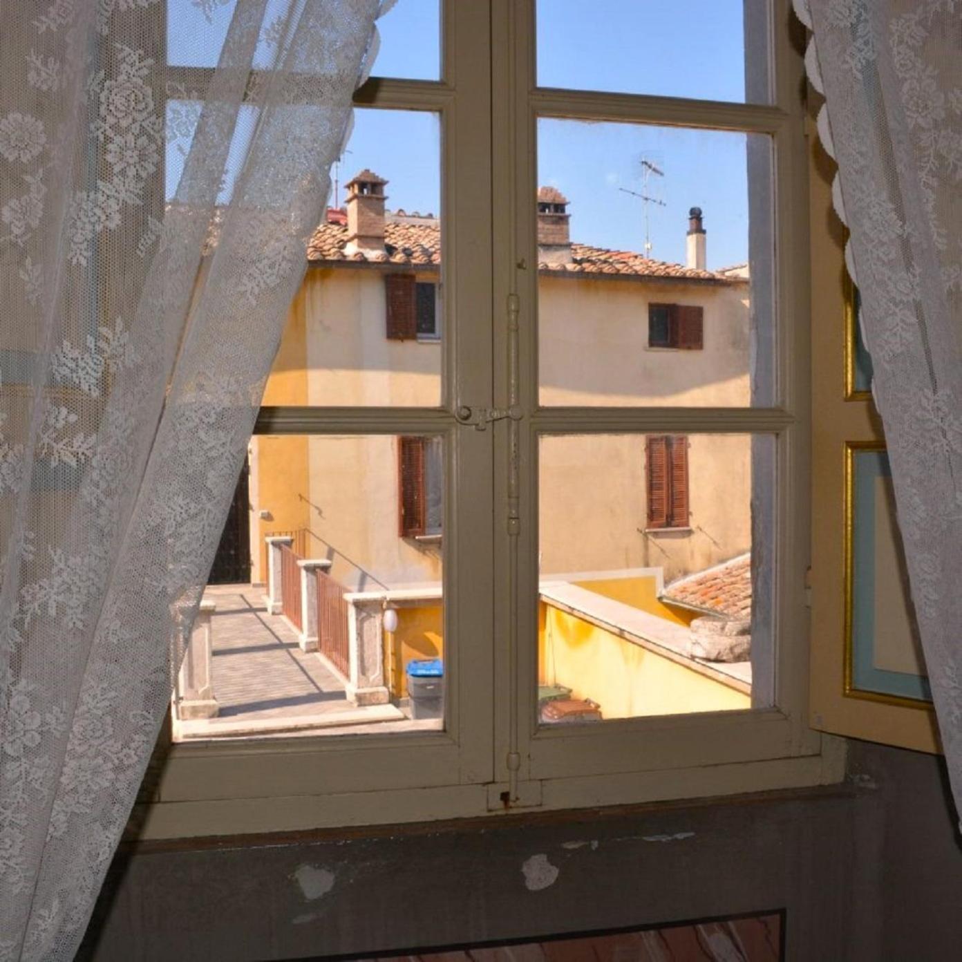 Scappo In Umbria, La Casa Del Duomo Apartman Amelia Kültér fotó